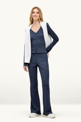 Leggings acampanados - con textura