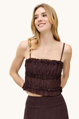 Krátký top - strukturovaný