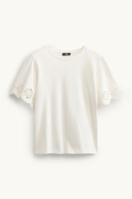 Camiseta - regular fit - bordado inglés