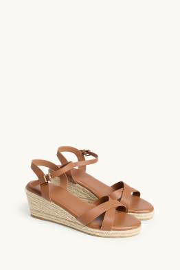 Wedge sandals