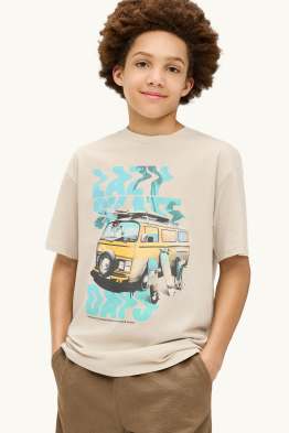 Busje en skateboard - T-shirt