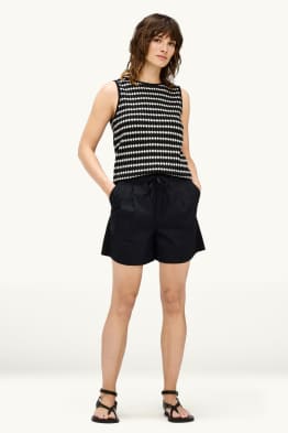 Pantalons curts - mid waist