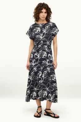 Robe fit & flare - à fleurs - finition texturée