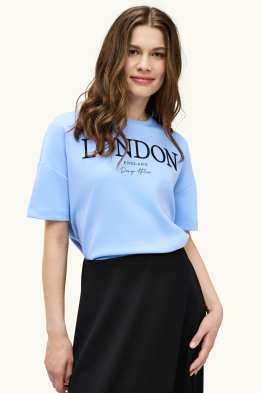 T-Shirt - Relaxed Fit