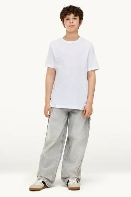 Baggy jeans