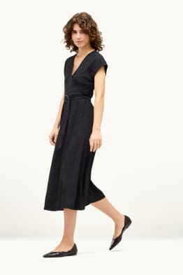 Fit & Flare Kleid mit Gürtel - geblümt - strukturiert