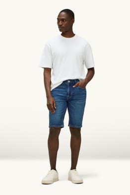 Shorts di jeans