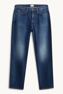 Straight Jeans