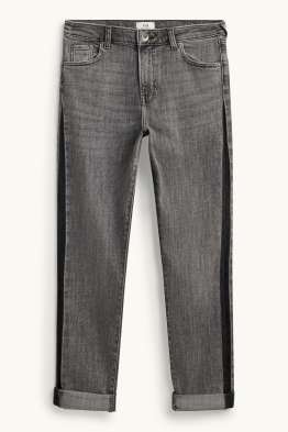 Boyfriend Jeans - mid waist