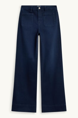 Wide Leg Jeans - Mid Waist