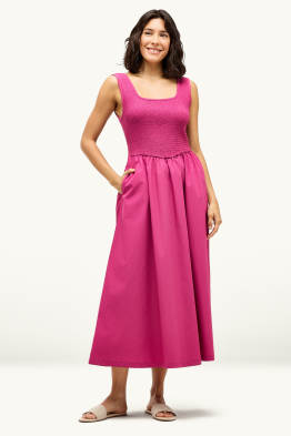Robe fit & flare - finition smockée