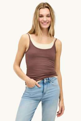 Top - 2-in-1-look