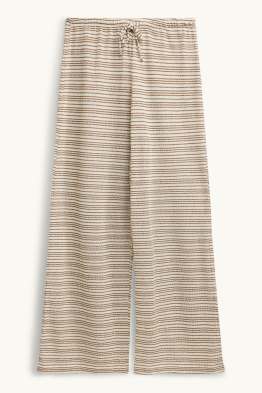 Pantaloni de trening