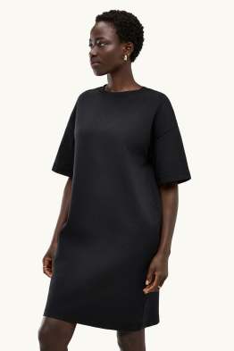 Rochie-tricou