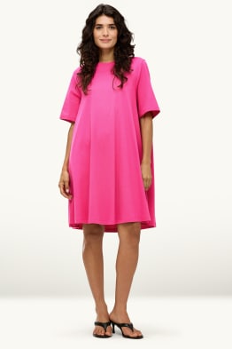 T-Shirt-Kleid