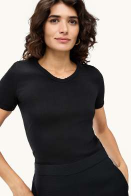 T-shirt à encolure en V - slim fit - finement côtelé