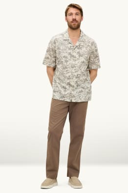 Chinos - tapered fit