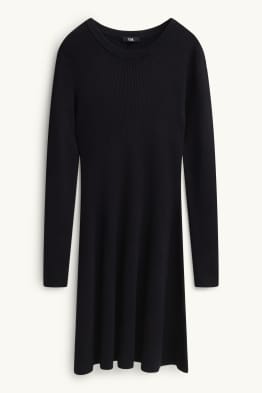 Strickkleid