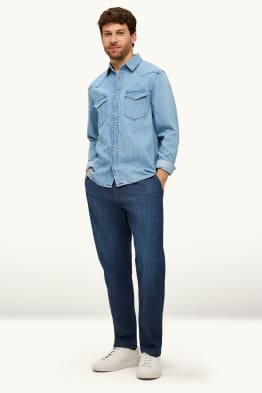 Jean chino - tapered fit