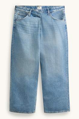 Straight jean - mid waist