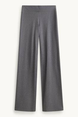 Straight leggings