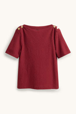 Tricou