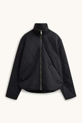 Jaqueta embuatada - amb folre - impermeable