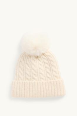 Muts met pompon - kabelpatroon
