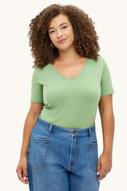T-Shirt mit V-Ausschnitt - Slim Fit