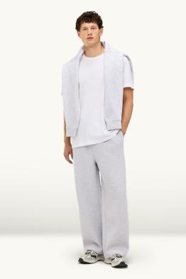 Pantaloni de trening