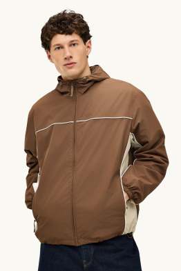 Veste à capuche - finition déperlante