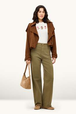 Jean à jambe évasée avec ceinture - high waist
