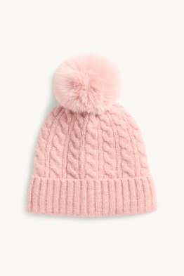 Muts met pompon - kabelpatroon