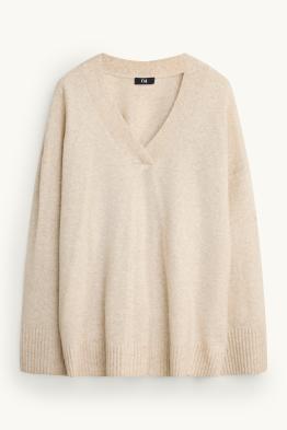 Pull avec encolure en V