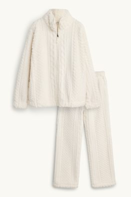 Faux fur pyjamas - cable knit pattern
