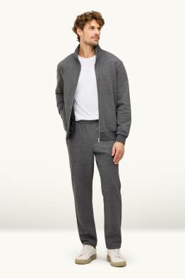 Pantaloni de trening