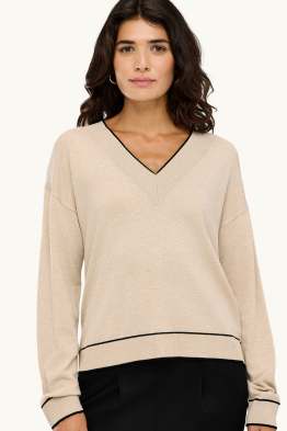 V-neck jumper