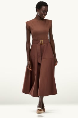 Fit & Flare Kleid mit Gürtel