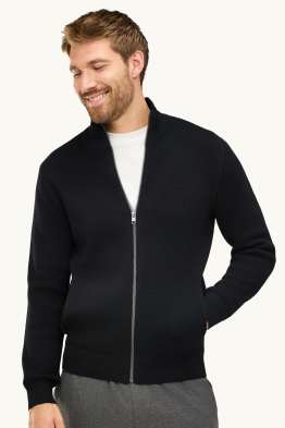 Strickjacke