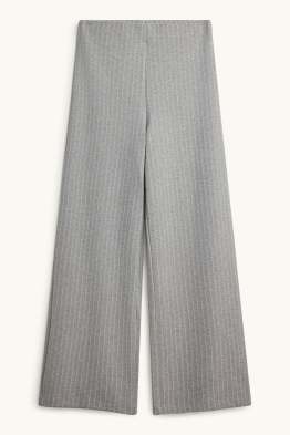 Pantaloni de trening