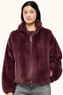 Veste en imitation fourrure