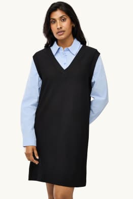 Blusenkleid mit V-Ausschnitt - Straight Fit - 2-in-1-Look