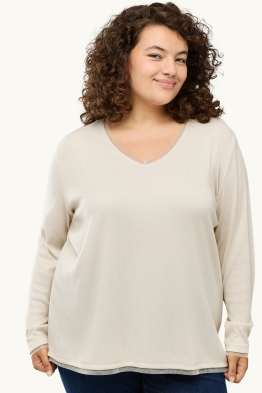 Tričko s dlouhým rukávem s výstřihem ve tvaru V - curvy fit