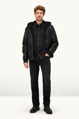 Straight Jeans - Flex Jog Denim - LYCRA®