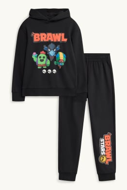Outfit