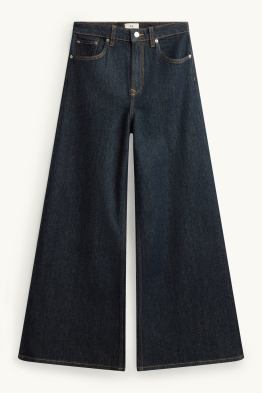 Wide Leg Jeans - High Waist