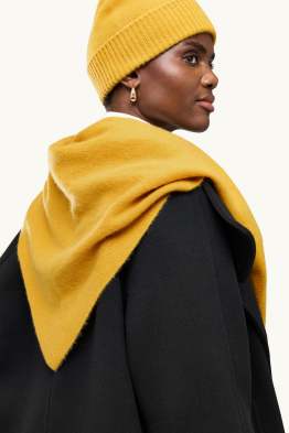 Cashmere scarf
