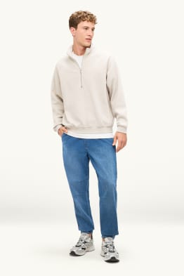 Tapered jeans - LYCRA ®