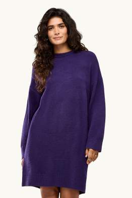 Knitted dress - straight fit