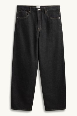 Baggy jeans